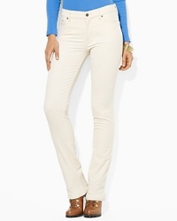 Rendered in luxuriously smooth stretch corduroy, the classic straight-leg pant exudes iconic style.