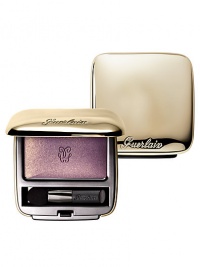 Ombre Eclat Mono Shade is the largest single eyeshadow product on the market. Intense and long-lasting colors allow for light and delicate eye make-up or a more sophisticated, dramatic effect -- always with an impeccable finish. Available in a number of shades to collect and match according to your mood. Ombre Eclat Mono Shade is the largest single eyeshadow product on the market. Intense and long-lasting colors allow for light and delicate eye make-up or a more sophisticated, dramatic effect -- always with an impeccable finish. Available in a number of shades to collect and match according to your mood.