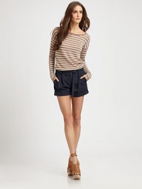 Comfy linen boatneck with stunning stripes, dropped shoulders and a length that hits below the hips. BoatneckDropped shouldersLong sleevesLonger length hits below the hipsLinenDry cleanImportedModel shown is 5'11 (180cm) wearing US size Small. Comfy linen boatneck with stunning stripes, dropped shoulders and a length that hits below the hips. BoatneckDropped shouldersLong sleevesLonger length hits below the hipsLinenDry cleanImportedModel shown is 5'11 (180cm) wearing US size Small.