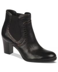 Create a stylish touch at the ankle with Naturalizer's Lainey booties. Crafted from supple leather, they feature a trendy almond-shaped toe. Create a stylish touch at the ankle with Naturalizer's Lainey booties. Crafted from supple leather, they feature a trendy almond-shaped toe.