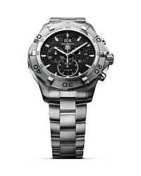 TAG Heuer's Aquaracer series is the reference professional diving watch. Water resistant to 300M. TAG Heuer's Aquaracer series is the reference professional diving watch. Water resistant to 300M.