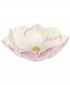 A pink magnolia blossoms into this Botanic Hummingbird fruit and dessert bowl, a special piece for accenting more than just your table. Fresh from Portmeirion's figural serveware collection.