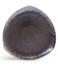 Give your table a glamorous edge with the Metallic Sunset Tri-Corner platter. Featuring a cool ridged finish and dark, mysterious sheen in durable Nambe stoneware. Give your table a glamorous edge with the Metallic Sunset Tri-Corner platter. Featuring a cool ridged finish and dark, mysterious sheen in durable Nambe stoneware.