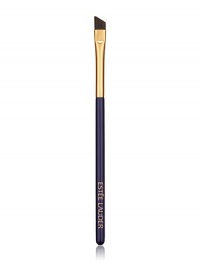 Line and define with precision. Angled tip makes applying brow powder and liquid or gel eyeliner a breeze. See an even line every time. This brush can also be used to line eyes with powder eyeshadow: press brush tip into shadow, then press into lashline. All Estée Lauder brushes are composed of the finest quality materials and are designed to ensure the highest level of makeup artistry. 