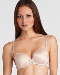 A light-molded bra great for under t-shirt bra and gives the silhouette a rounded shape. A light-molded bra great for under t-shirt bra and gives the silhouette a rounded shape.