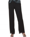 Ease and elegance: Airy Alex Evenings pants are the perfect foundation for your look.