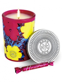 My favorite smell is the first smell of spring in New York, Andy Warhol once said. Perhaps in a similar spirit, Warhol created his Flowers portfolio of vibrantly colored screenprints at his studio on Union Square - a neighborhood where you'll now find a vibrant Greenmarket brimming with fruits and flowers. 6.4 oz. My favorite smell is the first smell of spring in New York, Andy Warhol once said. Perhaps in a similar spirit, Warhol created his Flowers portfolio of vibrantly colored screenprints at his studio on Union Square - a neighborhood where you'll now find a vibrant Greenmarket brimming with fruits and flowers. 6.4 oz.