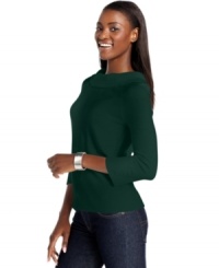 Made from cushy, lightweight fabric, Debbie Morgan's pretty pullover is soft to the touch and really versatile. Made from cushy, lightweight fabric, Debbie Morgan's pretty pullover is soft to the touch and really versatile.