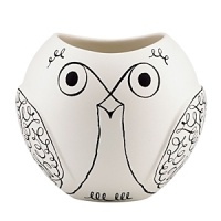 Debuting this season, kate spade new york's whimsical Woodland Park collection features an array of playful animal curiosities. Named after Seattle's famous city zoo, this menagerie of charming creatures winks at convention in design and are equally perfect for gift-giving as they are for collecting. Both whimsical and functional, this charming vase makes a delightful gift, even to yourself. Debuting this season, kate spade new york's whimsical Woodland Park collection features an array of playful animal curiosities. Named after Seattle's famous city zoo, this menagerie of charming creatures winks at convention in design and are equally perfect for gift-giving as they are for collecting. Both whimsical and functional, this charming vase makes a delightful gift, even to yourself.