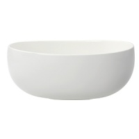 Villeroy & Boch's Urban Nature large oval vegetable bowl brings a dynamic new dimension to your table setting. The elegant bone-white porcelain pieces assume fluid, organic shapes for an effect that is both architectural and aerodynamic. Simple yet casually chic, Urban Nature is sure to take your next occasion to unexpected new levels. Villeroy & Boch's Urban Nature large oval vegetable bowl brings a dynamic new dimension to your table setting. The elegant bone-white porcelain pieces assume fluid, organic shapes for an effect that is both architectural and aerodynamic. Simple yet casually chic, Urban Nature is sure to take your next occasion to unexpected new levels.