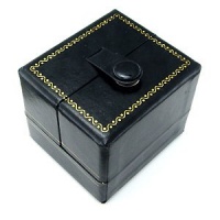 Two Doors Classic Cartier Leatherette Black Earrings Gift Box Two Doors Classic Cartier Leatherette Black Earrings Gift Box