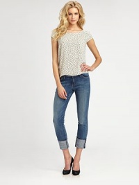 Rail-straight denim, cropped and cuffed in a lovingly faded wash.THE FITFitted through hips and thighsRise, about 8Inseam, about 25THE DETAILSZip flyFive-pocket style90% cotton/6% polyester/4% elastaneHand washMade in USA of imported fabricModel shown is 5'10 (177cm) wearing US size 4. Rail-straight denim, cropped and cuffed in a lovingly faded wash.THE FITFitted through hips and thighsRise, about 8Inseam, about 25THE DETAILSZip flyFive-pocket style90% cotton/6% polyester/4% elastaneHand washMade in USA of imported fabricModel shown is 5'10 (177cm) wearing US size 4.