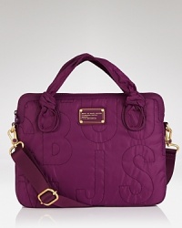 Tote your laptop in style with this logo-stitched laptop case from MARC BY MARC JACOBS. Tote your laptop in style with this logo-stitched laptop case from MARC BY MARC JACOBS.