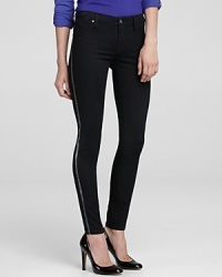 Replete with gleaming rhinestone-embellished side stripes, inspired by a classic tuxedo pant, these glam BLANKNYC jeans beg for a night on the town--step up your look with a classic pump and go! Replete with gleaming rhinestone-embellished side stripes, inspired by a classic tuxedo pant, these glam BLANKNYC jeans beg for a night on the town--step up your look with a classic pump and go!