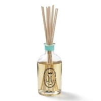Infuse your home with the romantic and cleansing fragrance of green apple, jasmine, sandalwood and tonka bean. Infuse your home with the romantic and cleansing fragrance of green apple, jasmine, sandalwood and tonka bean.