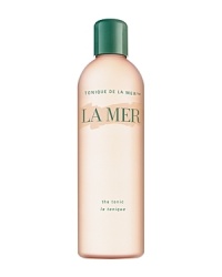 La Mer The Tonic is the vital transition between cleansing and treatment. Infused with Colloidal Mineral Water, the topical benefits of this soothing tonic are readily apparent. La Mer's exclusive Deconstructed Waters™ revitalize and enliven the skin with no signs of dehydration. Anti-irritants delivered through these negatively charged waters soothe and tone. Suitable for all skin types.