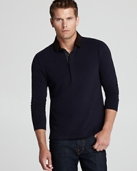 Crafted in classic cotton with a traditional silhouette, this rugby boasts a unique contrast corduroy collar and hidden placket for a casual statement. Crafted in classic cotton with a traditional silhouette, this rugby boasts a unique contrast corduroy collar and hidden placket for a casual statement.