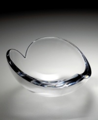 A lovely expression in crystal form. Made of full-lead crystal for Nambe this heart bowl makes a beautiful gift for someone special. A lovely expression in crystal form. Made of full-lead crystal for Nambe this heart bowl makes a beautiful gift for someone special.