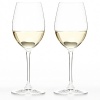 Introduced in 1986, Vinum has had a permanent impact on the globe's wine glass culture. These glasses have proven to consumers that the pleasure of consuming wine starts with the glass. Developed by Georg Riedel on the discipline that the content commands the shape, the Vinum collection is the Vitrum-Winthek for everyday use.