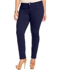 Team the season's hottest tops with MICHAEL Michael Kors' plus size skinny jeans, finished by a navy blue wash. Team the season's hottest tops with MICHAEL Michael Kors' plus size skinny jeans, finished by a navy blue wash.