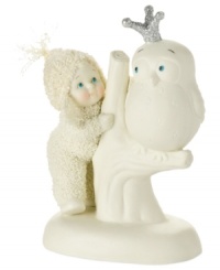 This little one plays frosty dress-up with an unsuspecting owl, creating a fun and lovable Snowbabies figurine from Department 56. This little one plays frosty dress-up with an unsuspecting owl, creating a fun and lovable Snowbabies figurine from Department 56.