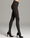 Perfectly opaque tights with a matte look. Gentle on the skin and comfortably warm. Excellent wear, thanks to the applied plating technique. Soft, comfortable knitted waistband. Cotton gusset. Style #018420