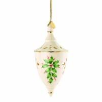 Lenox 2010 Holiday Pierced Ornament Lenox 2010 Holiday Pierced Ornament