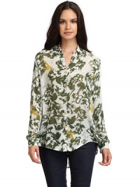 THE LOOKAllover floral printShirt collarButton-frontLong sleeves with barrel cuffsTHE FITAbout 23 from shoulder to hemTHE MATERIALRayonCARE & ORIGINDry cleanMade in USAModel shown is 5'11 (180cm) wearing US size Small. THE LOOKAllover floral printShirt collarButton-frontLong sleeves with barrel cuffsTHE FITAbout 23 from shoulder to hemTHE MATERIALRayonCARE & ORIGINDry cleanMade in USAModel shown is 5'11 (180cm) wearing US size Small.
