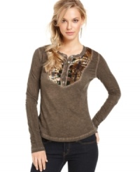 Multi-colored sequins add unexpected shine to this Free People top for a hint of daytime glam! Multi-colored sequins add unexpected shine to this Free People top for a hint of daytime glam!
