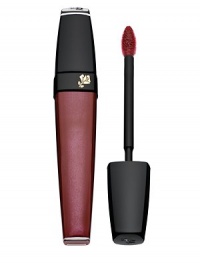 Experience the most complete and powerful anti-aging molecule from Lancôme research, ten times more concentrated in a shiny cream for visibly replenished lips. Experience the most complete and powerful anti-aging molecule from Lancôme research, ten times more concentrated in a shiny cream for visibly replenished lips.