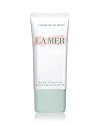 La Mer The SPF 18 Fluid Tint brings a touch of color to the skin for a smooth, even finish. This water-borne formula absorbs instantly into the skin to provide broad-spectrum UVA/UVB protection. A trio of natural and sea-derived ingredients uniquely benefit the skin. Gemstones absorb light energy, transforming it into beneficial green light to enhance antioxidant activity. Photonic spheres within The SPF 18 Fluid Tint redirect and diffuse light. Smart, light-reactive seaweeds impart natural humectant properties to bind moisture and prevent dehydration. Wear over Crème de la Mer to boost its efficacy. Designed for daily use.