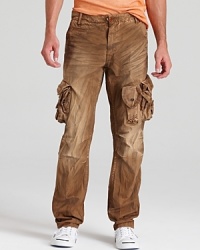 Whether you're hitting the trails or barbecuing ribs in the backyard, these heavily whiskered cargo pants hook you up in style. Whether you're hitting the trails or barbecuing ribs in the backyard, these heavily whiskered cargo pants hook you up in style.