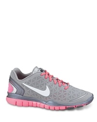 Designed for the female athlete looking to improve lower body strength and flexibility while training for her sport. From Nike. Designed for the female athlete looking to improve lower body strength and flexibility while training for her sport. From Nike.