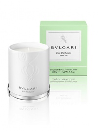 Refreshing and energizing, the Eau Parfumée au Thé Vert candle is a luxuriously elegant expression of sensory pleasure to create the perfect ambiance in any room. A citrus-floral scent structured around green tea evokes a pleasing sense of well-being. Burn time: 50 hours. Made in Italy. Refreshing and energizing, the Eau Parfumée au Thé Vert candle is a luxuriously elegant expression of sensory pleasure to create the perfect ambiance in any room. A citrus-floral scent structured around green tea evokes a pleasing sense of well-being. Burn time: 50 hours. Made in Italy.