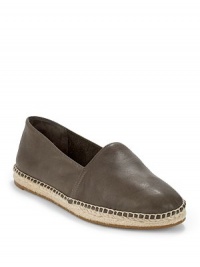 THE LOOKSoft, supple leather upperContrast stitchingPadded insoleEspadrille-covered trim, ½ (15mm)THE MATERIALLeather upperLeather liningLeather and rubber soleORIGINImported THE LOOKSoft, supple leather upperContrast stitchingPadded insoleEspadrille-covered trim, ½ (15mm)THE MATERIALLeather upperLeather liningLeather and rubber soleORIGINImported