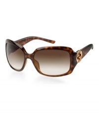The Gucci brand represents the quintessence of luxury. Modern and sexy, it is an exclusive brand that reflects an elegant lifestyle. The sunwear collection uses only the highest quality materials and offers distinctive shapes enriched with historic icons that celebrate the House of Gucci. The Gucci brand represents the quintessence of luxury. Modern and sexy, it is an exclusive brand that reflects an elegant lifestyle. The sunwear collection uses only the highest quality materials and offers distinctive shapes enriched with historic icons that celebrate the House of Gucci.