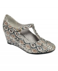 An adorable T-strap wedge belongs in every girl's shoe collection. Perfect for work or play, this adorable style is a season-spanning must-have. An adorable T-strap wedge belongs in every girl's shoe collection. Perfect for work or play, this adorable style is a season-spanning must-have.