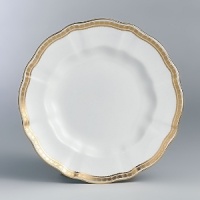 A simple gold pattern of tiny diamonds set in a finely drawn gold border gives an elegantly modern appearance. From morning coffee to a full dinner to a full dinner setting setting Carlton Gold is ideal for today's dining styles. A simple gold pattern of tiny diamonds set in a finely drawn gold border gives an elegantly modern appearance. From morning coffee to a full dinner to a full dinner setting setting Carlton Gold is ideal for today's dining styles.