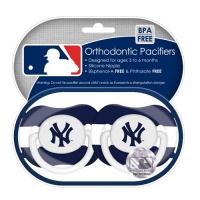 MLB New York Yankees Pacifiers 2 Pack MLB New York Yankees Pacifiers 2 Pack