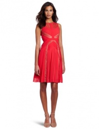 BCBGMAXAZRIA Women's Raya Sleeveless Pleated Lace Dress BCBGMAXAZRIA Women's Raya Sleeveless Pleated Lace Dress