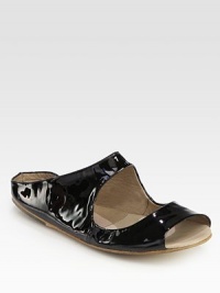 Circular cutouts define this seasonal staple in luxurious Italian patent leather. Patent leather upperLeather lining and solePadded insoleMade in Italy Circular cutouts define this seasonal staple in luxurious Italian patent leather. Patent leather upperLeather lining and solePadded insoleMade in Italy