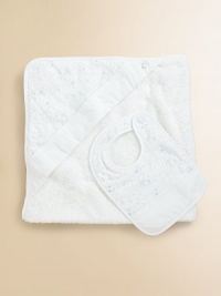 Baby will be comfy and cozy in this plush, terry cotton blanket with hood.33½X33½CottonMachine washImported Baby will be comfy and cozy in this plush, terry cotton blanket with hood.33½X33½CottonMachine washImported