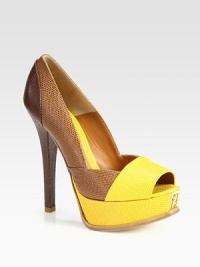 A signature logo detail completes this two-tone silhouette of lizard-print leather with a timeless peep toe. Self-covered heel, 5¼ (130mm)Covered platform, 1¼ (30mm)Compares to a 4 heel (100mm)Lizard-print leather upperPeep toeLeather lining and solePadded insoleMade in Italy A signature logo detail completes this two-tone silhouette of lizard-print leather with a timeless peep toe. Self-covered heel, 5¼ (130mm)Covered platform, 1¼ (30mm)Compares to a 4 heel (100mm)Lizard-print leather upperPeep toeLeather lining and solePadded insoleMade in Italy