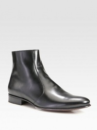 An exceptional dress style with an ankle height is masterfully crafted in smooth, supple Italian leather.Leather upperLeather liningPadded insoleLeather soleMade in Italy An exceptional dress style with an ankle height is masterfully crafted in smooth, supple Italian leather.Leather upperLeather liningPadded insoleLeather soleMade in Italy