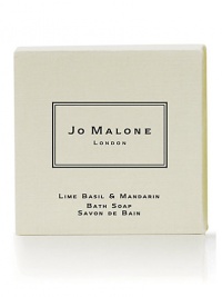The signature fragrance in a perfect soap. Peppery basil and aromatic white thyme bring an unexpected twist to the fresh scent of limes. The signature fragrance in a perfect soap. Peppery basil and aromatic white thyme bring an unexpected twist to the fresh scent of limes.