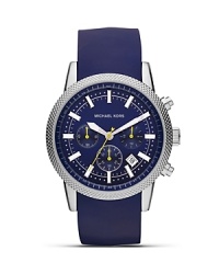 Adopt a sporty approach to accessorizing with this striking style from MICHAEL Michael Kors, boasting a bold face and silicone band. Adopt a sporty approach to accessorizing with this striking style from MICHAEL Michael Kors, boasting a bold face and silicone band.
