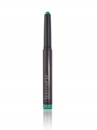 Inspired by Laura Mercier's cult classic Caviar Eye Liner, Caviar Stick Eye Colour offers a new technique to enhance the smoky eye look. In a range of eight beautiful shades, this creamy formula provides endless options for a flawless smoky eye. Each convenient stick is long-wearing, transfer-and-crease-resistant. The colour glides onto lids and blends easily with a rich colour payoff. Inspired by Laura Mercier's cult classic Caviar Eye Liner, Caviar Stick Eye Colour offers a new technique to enhance the smoky eye look. In a range of eight beautiful shades, this creamy formula provides endless options for a flawless smoky eye. Each convenient stick is long-wearing, transfer-and-crease-resistant. The colour glides onto lids and blends easily with a rich colour payoff.