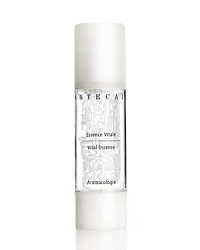 A revolutionary antioxidant face and eye serum that is immediately soothing, super hydrating, and full of antioxidants. Attracts moisture deep into the skin, helps to replace collagen in all skin types, and regulate excess sebum production. An essential step in the Chantecaille regimen, Vital Essence maximizes the effect of all other products. A revolutionary antioxidant face and eye serum that is immediately soothing, super hydrating, and full of antioxidants. Attracts moisture deep into the skin, helps to replace collagen in all skin types, and regulate excess sebum production. An essential step in the Chantecaille regimen, Vital Essence maximizes the effect of all other products.