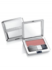 Cellular Treatment Powder Blush provides a silky, smooth radiant flush of cheek colour in a nourishing, protective formula. Light reflective and sheer, it allows controllable coverage and ultra long wear. Cellular Treatment Powder Blush provides a silky, smooth radiant flush of cheek colour in a nourishing, protective formula. Light reflective and sheer, it allows controllable coverage and ultra long wear.