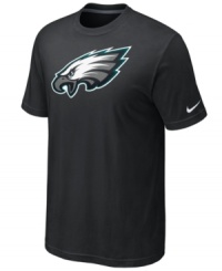 Go big! Display your love for the Philadelphia Eagles loud and proud in this oversized-logo t-shirt from Nike. Go big! Display your love for the Philadelphia Eagles loud and proud in this oversized-logo t-shirt from Nike.